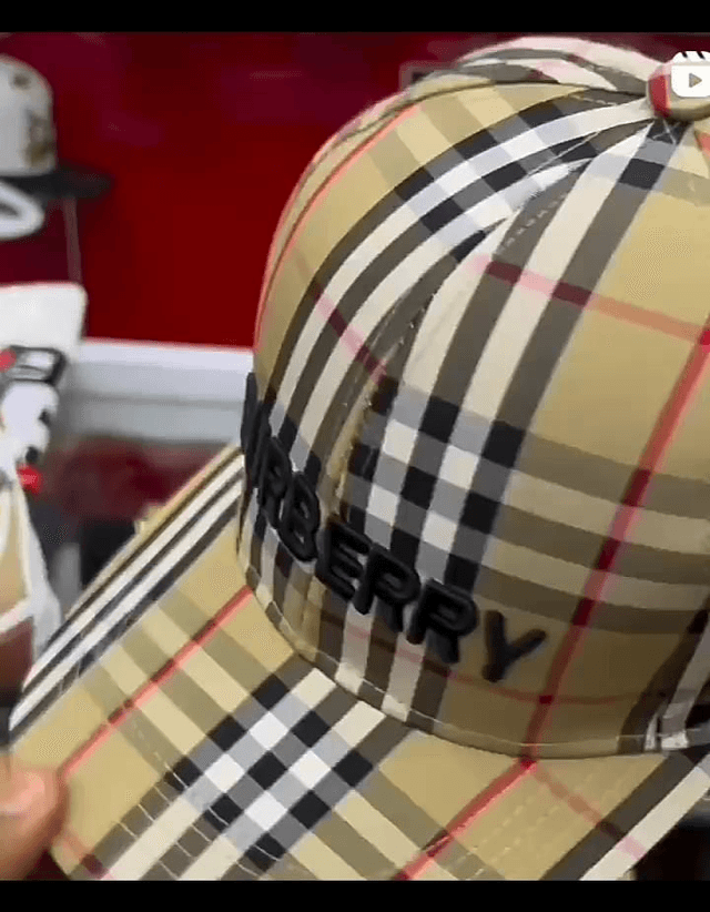 Tennis 2 couleur au Choix +Tee shirt etc casquette offert