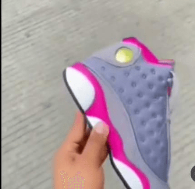 Style airJordan 13 pour les baskets gris et rose 