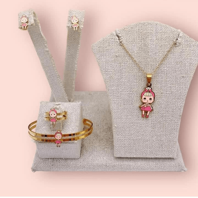 CHAINE  et bracelet personnage bon l éponge .ou les minions EN ACIER 