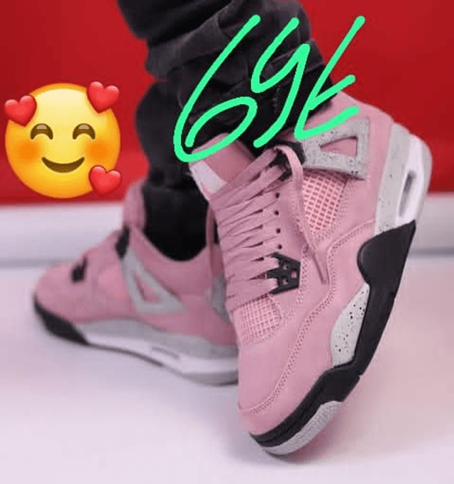 Baskets style jordan 4 modele de tres bonne qualite 
