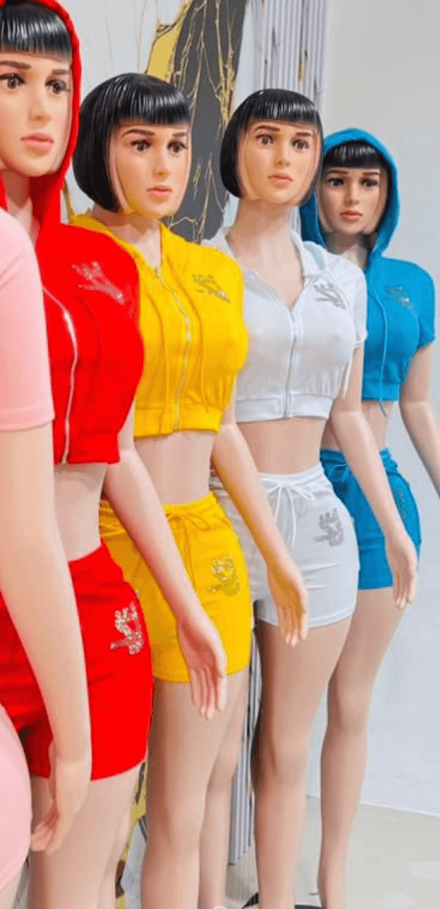 Ensemble a capuche short court 